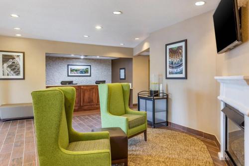 Comfort Inn DeKalb - Adjacent the University in DeKalb, USA