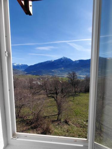 Maison au cœur des Hautes-Alpes in Chateauroux-Alpes