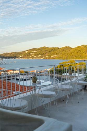 Noemia Skiathos 3