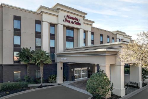 Hampton Inn & Suites Clinton