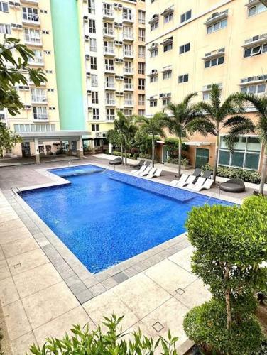 Condo Near Southwoods Mall Splash Island SLEX Exit in Binan
