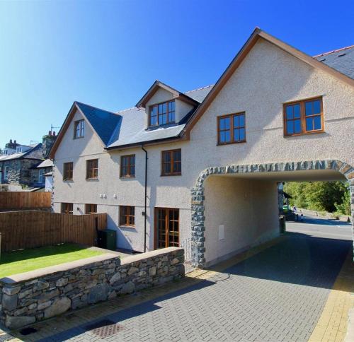 Minafon in Llanbedr