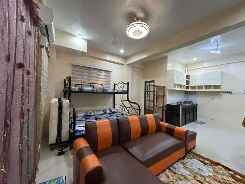 Brown Epitome Lodge in Baler