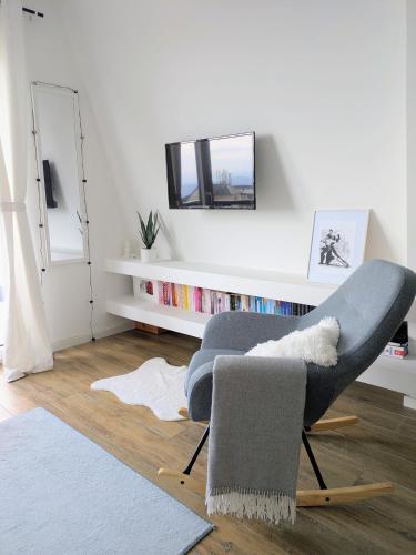 . Hiona Apartment
