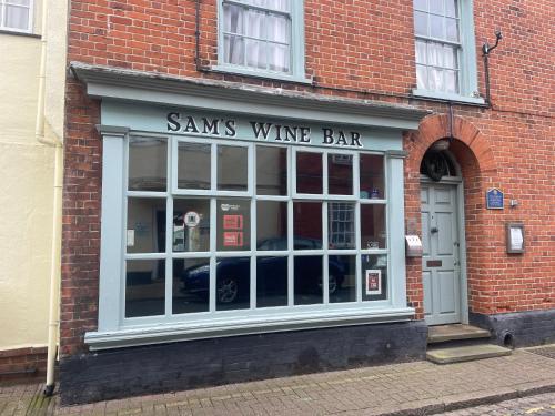 餐厅, Sams Wine Bar Harwich ltd in 哈里奇
