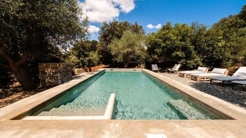 Trulli di Nifra - Authentic Trulli with Private Pool in Monopoli, close to local dining and sea