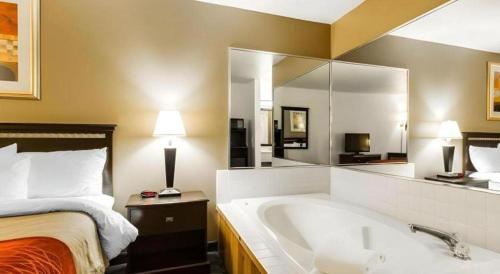 Quality Inn in Edgerton, USA