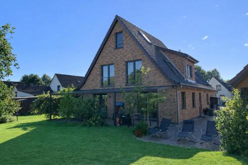 Gästehaus Roggenhorst - aufwändig saniertes Haus, 200 qm Wohnfläche, 3 Bäder – khách sạn tại Hamberge