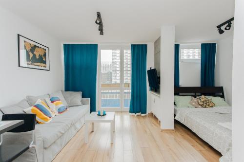 Premium Apartment for 4 on Grzybowska