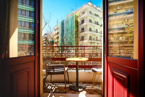 The Maroon Bottle Hotel 5