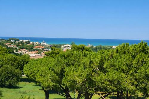 Villetta Panoramica con Giardino a Riccione