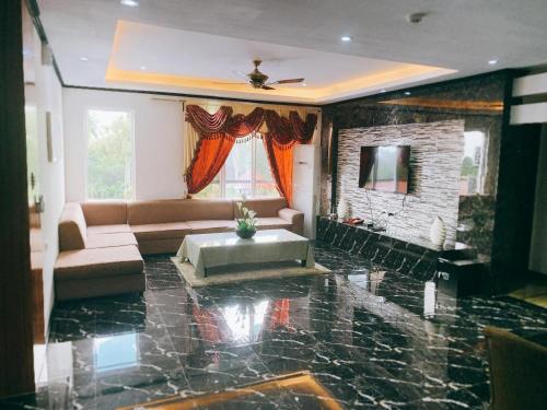 STARVIEW HOTEL AND RESORT in Cavite