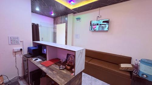 Lobby, HoTEL DARBAR PALACE in Dewas