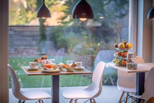 La Villa - Luxury Guest House - image 10