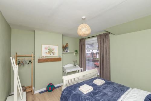 Entire house in Gateshead, Sleep 5,Garden, Parking – khách sạn tại Gateshead