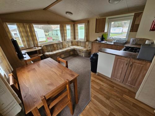 Honey Cottage Caravan Park in Ettrick