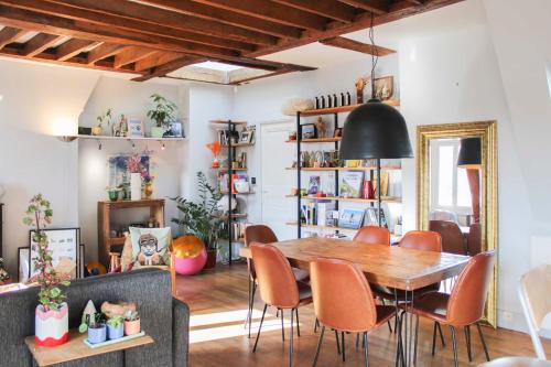 Charming 66 sqm attic flat Paris - image 9