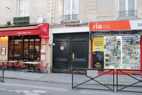 Charming 66 sqm attic flat Paris - image 4