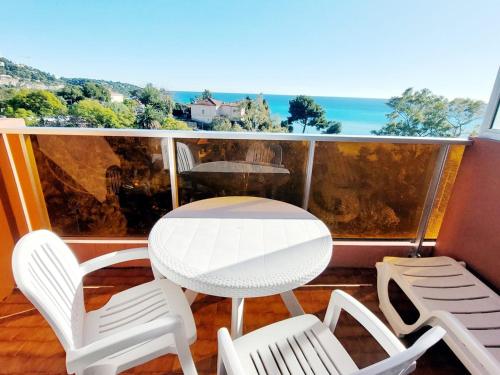 Studio 4 personnes avec Wi-Fi, vue mer - FR-1-827-37 - Location saisonnière - Roquebrune-Cap-Martin