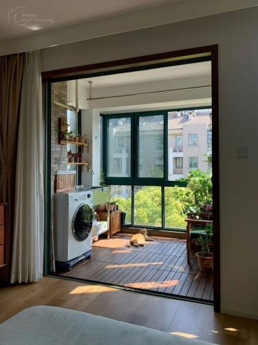 Pee Home - image 3