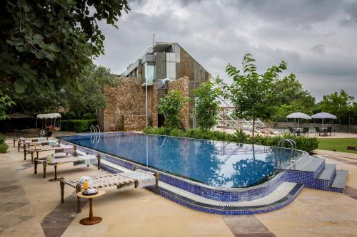 馬納酒店 (Mana Hotels) in 拉那克普爾