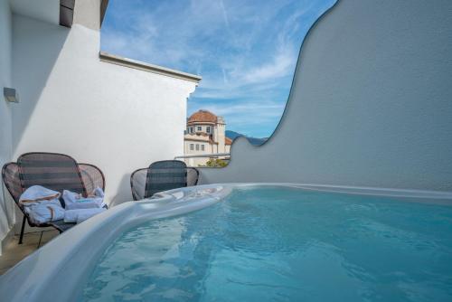 Double room, superior, hydromassage bathtub
