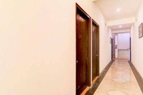 Lobby, Hotel O Samar palace in Lucknow