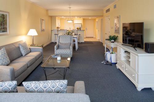Waterside by Spinnaker Resorts