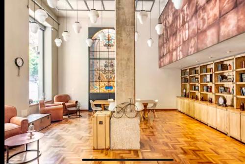 La editorial San Telmo in Barracas