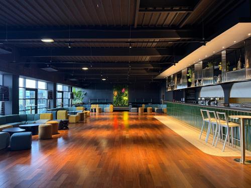 Nightclub, Hotel Paxton Paris MLV in Ferrieres-en-Brie