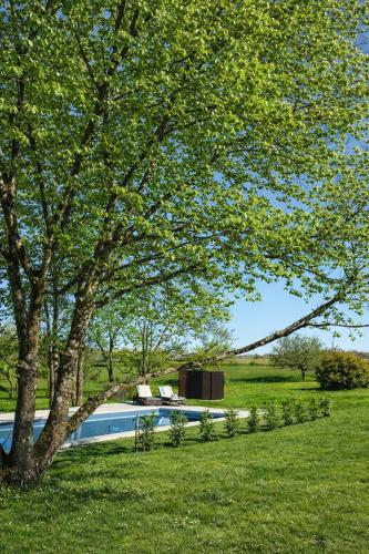 Domaine de Chaupre in Sainte-Sabine-Born
