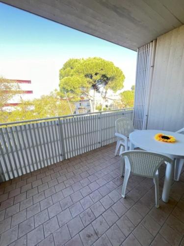 Flat near the beach with terraces