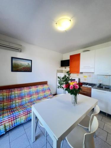 Cozy flat near the beach with terraces