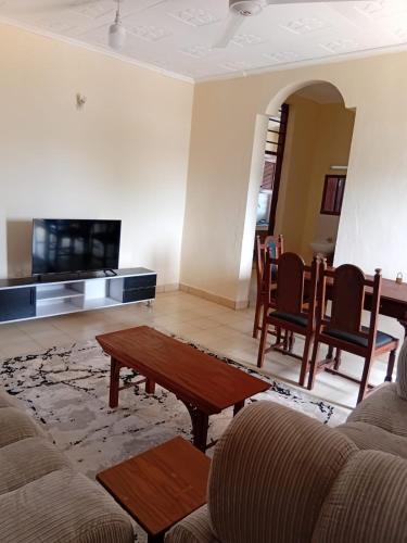 Double MM — other in Darad/Diani beach Opposit Beakim Apartment, Ukunda Kenya, 80400