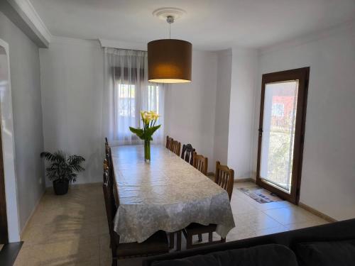 Casa con Vistas al Mar en Ribeira - Playa 5 min, Porche, Parking Privado in A Revolta