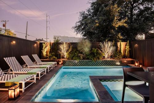 Chic NOLA Home Heated Pool & Spa – khách sạn tại Lower Garden District