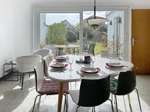 Kjøkken, Holiday Home sea-kret with garden by Interhome in Bredene