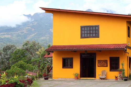 外部景觀, El Santuario Ecolodge - Hotel & Dorms in 洛斯納蘭霍斯