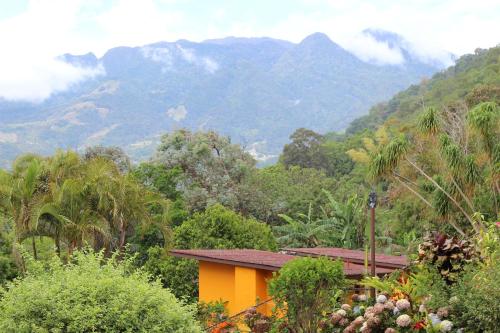 景觀, El Santuario Ecolodge - Hotel & Dorms in 洛斯納蘭霍斯