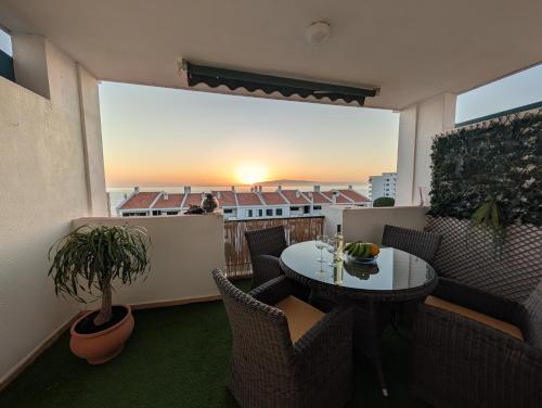 Wake Up to the Ocean Serene Seafront 1 BR