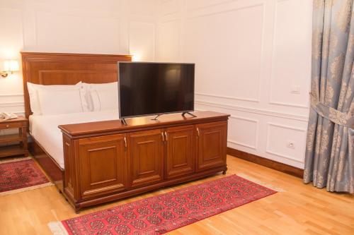 Hotel Opera - image 10
