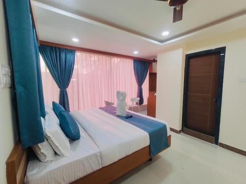 Hotel Elite Walker Town near Peddamma Temple