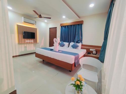 Hotel Elite Walker Town near Peddamma Temple