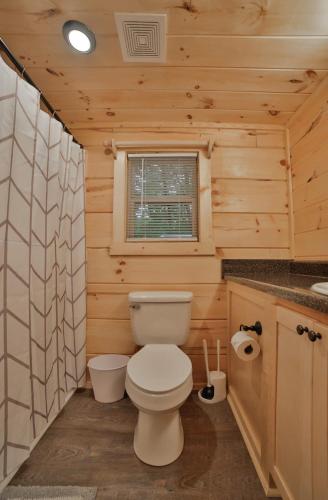 Ernie Cabin Wauhatchie Woodlands Tiny Cabin in Chattanooga, USA