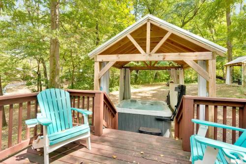 Pops Cabin Lookout Mountain Luxury Tiny Home - Chattanooga, TN
