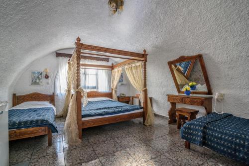 Hotel Porto Perissa - image 4