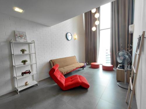 IHomes33 Empire Duplex Damansara Free Parking, 2-6 Pax - Tap to explore photos