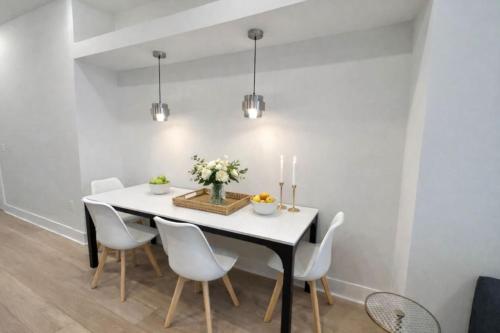 Classic Luxury and Comfy 1 BR Apt - Center City - image 3