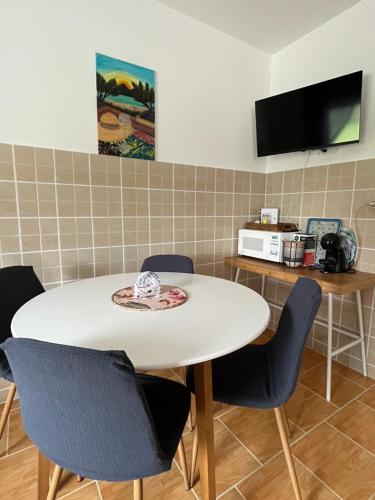 virtuve, FERIENHAUS Kuća za odmor DJEDIN ORAJ (FERIENHAUS Kuca za odmor DJEDIN ORAJ) in Rezovac