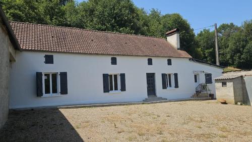 Ecrin de verdure gîte à louer Lucarré